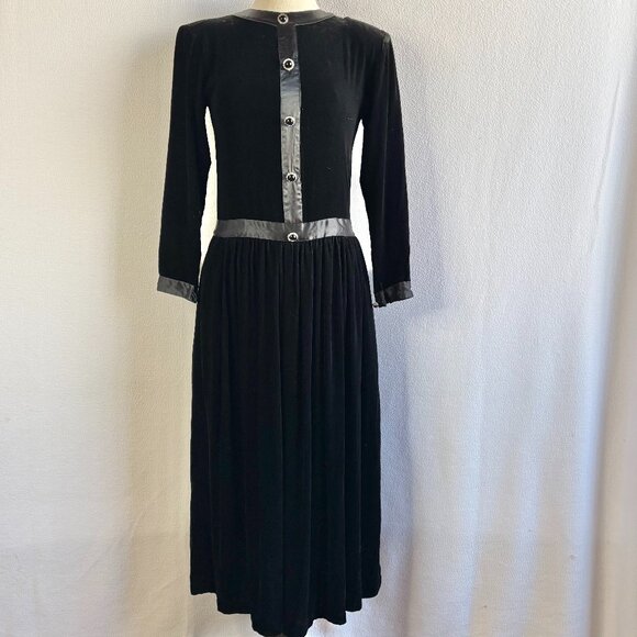 Flora Kung Dresses & Skirts - 1980s Black Velvet Silk Modest Drop Waist Long Sleeve Party Dress with Pockets